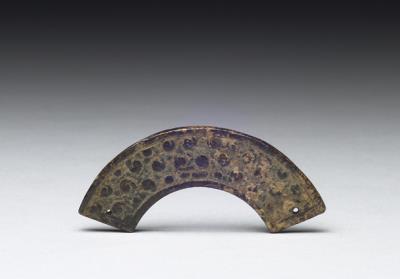 图片[2]-Jade heng arc-shaped pendant in archaistic style, Ming dynasty (1368-1644)-China Archive